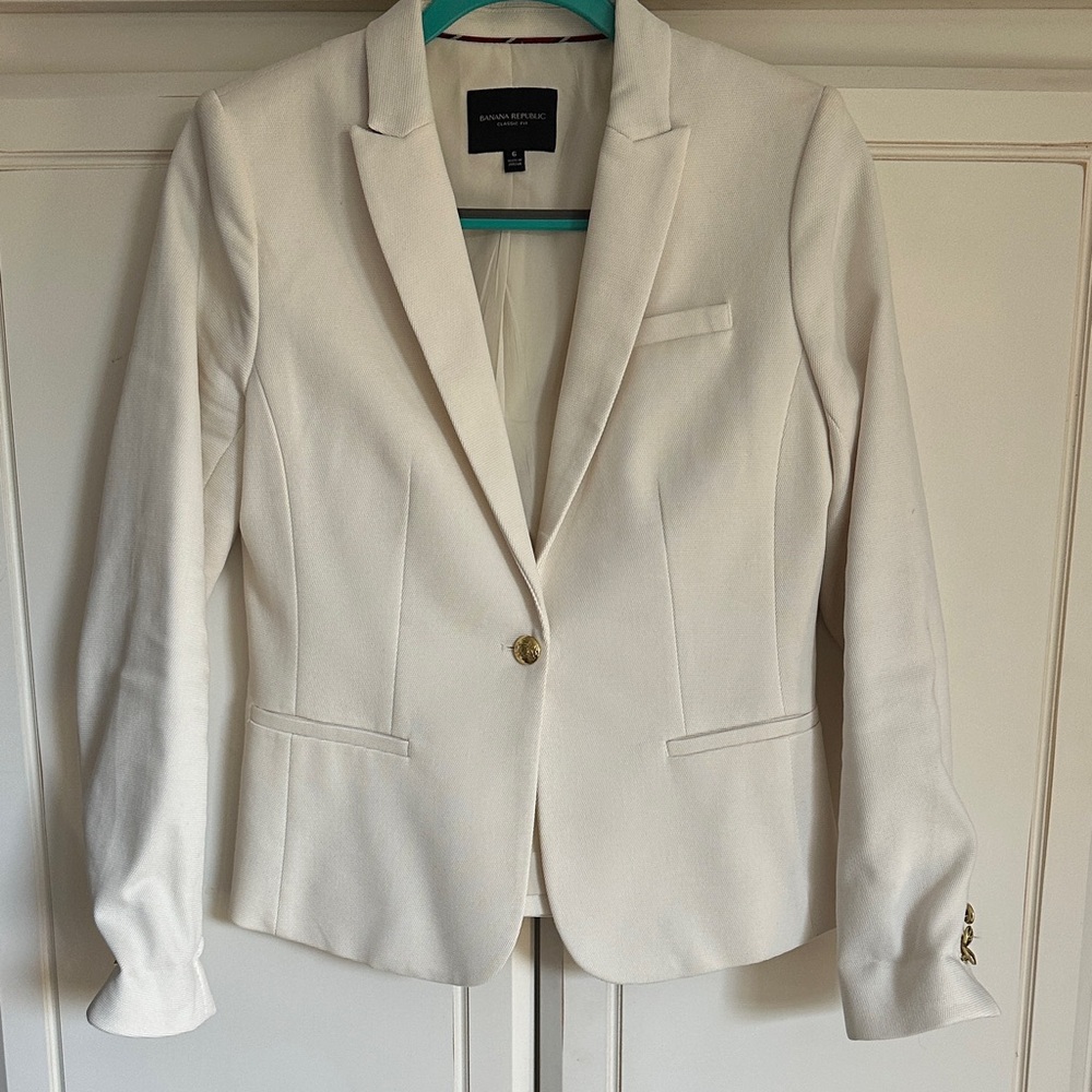 Banana Republic Cream Blazer